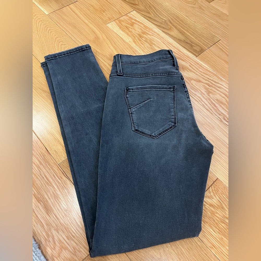 James Jeans high class skinny size 29 - never worn